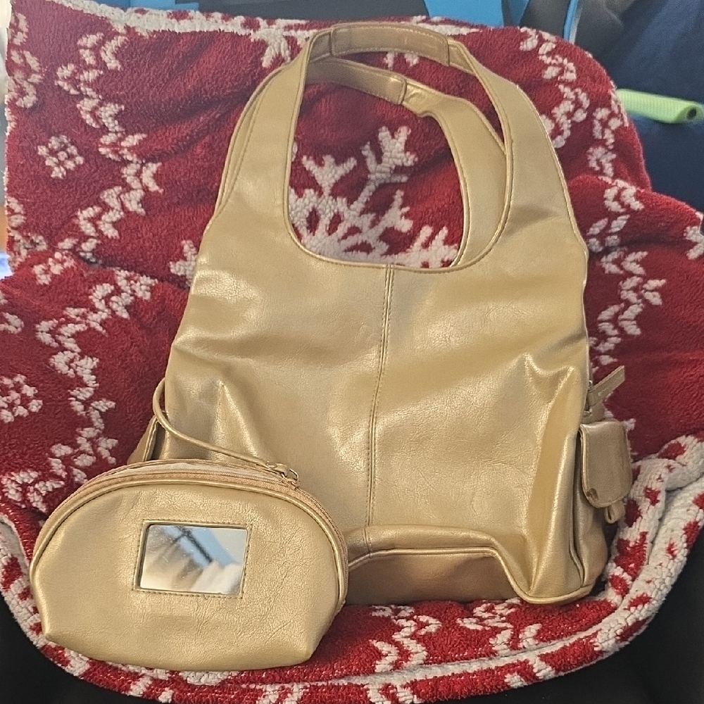 St. John's Bay Gold Shoulder Bag Set
